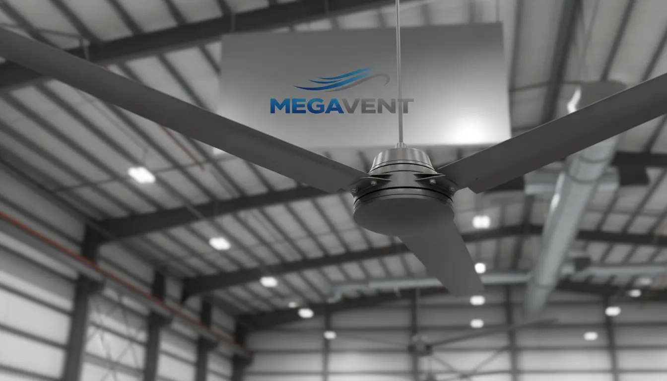 Detalhe de uma pá de ventilador de ventilação HVLS, mostrando o design aerodinâmico e a construção robusta.