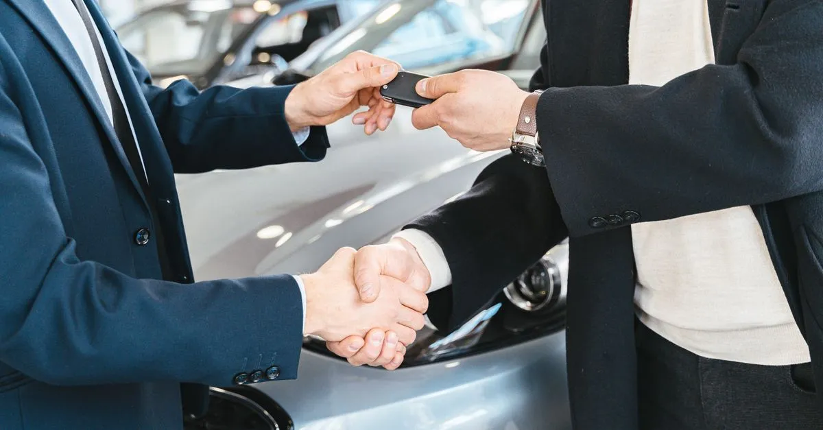 Atendimento para contratar financiamento de carro conforme a renda planejada.